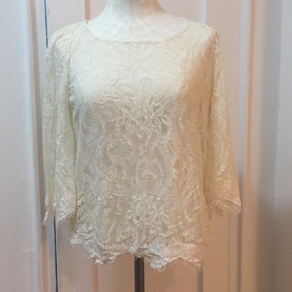 Forever 21 Ivory Lace Shirt Size M